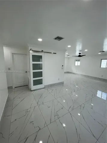 6750 Cleveland Street Hollywood FL 33024