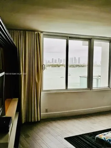 1100 West Avenue Miami Beach FL 33139