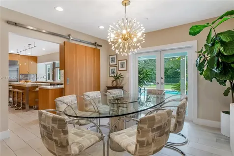10955 SW 69th Court Pinecrest FL 33156