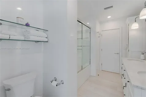 10955 SW 69th Court Pinecrest FL 33156