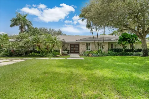 10955 SW 69th Court Pinecrest FL 33156
