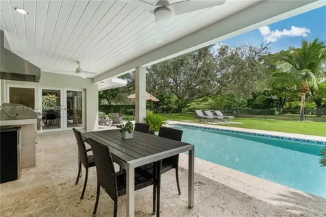 10955 SW 69th Court Pinecrest FL 33156