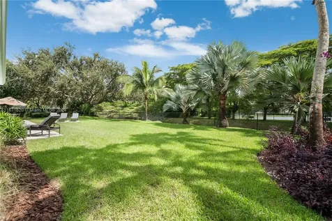 10955 SW 69th Court Pinecrest FL 33156