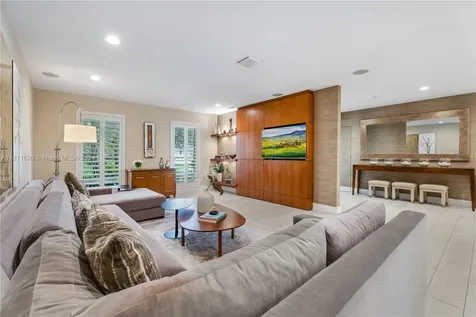 10955 SW 69th Court Pinecrest FL 33156