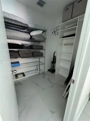 1829 NE 176th Street North Miami Beach FL 33162
