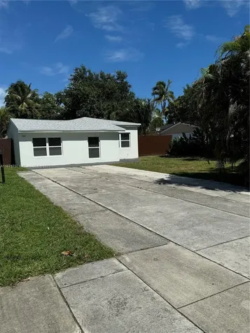 1829 NE 176th Street North Miami Beach FL 33162