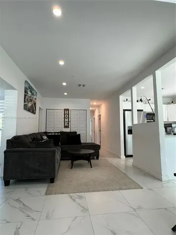 1829 NE 176th Street North Miami Beach FL 33162