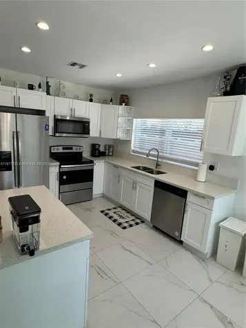 1829 NE 176th Street North Miami Beach FL 33162