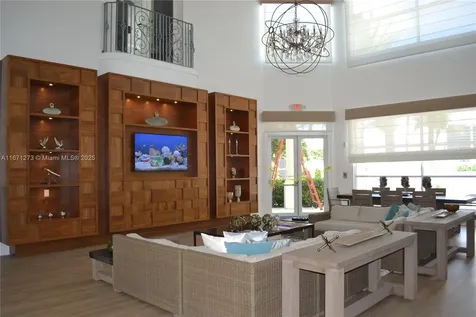 3225 NE 184th Street Aventura FL 33160