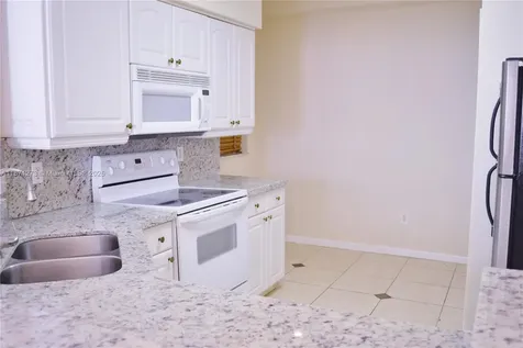 3225 NE 184th Street Aventura FL 33160
