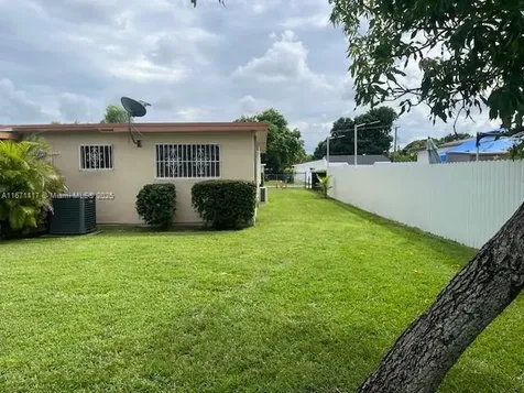 10045 SW 171st Street Miami FL 33157