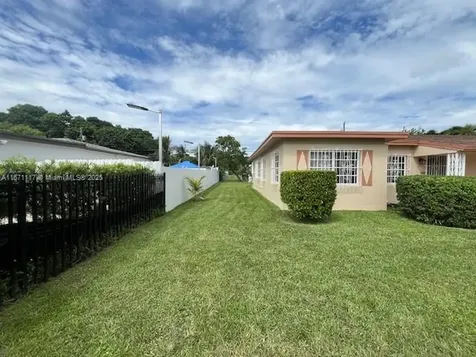 10045 SW 171st Street Miami FL 33157