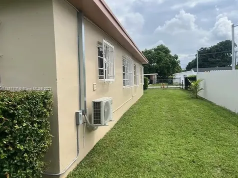 10045 SW 171st Street Miami FL 33157