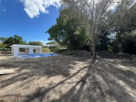 6666 SW 96th Street Pinecrest FL 33156