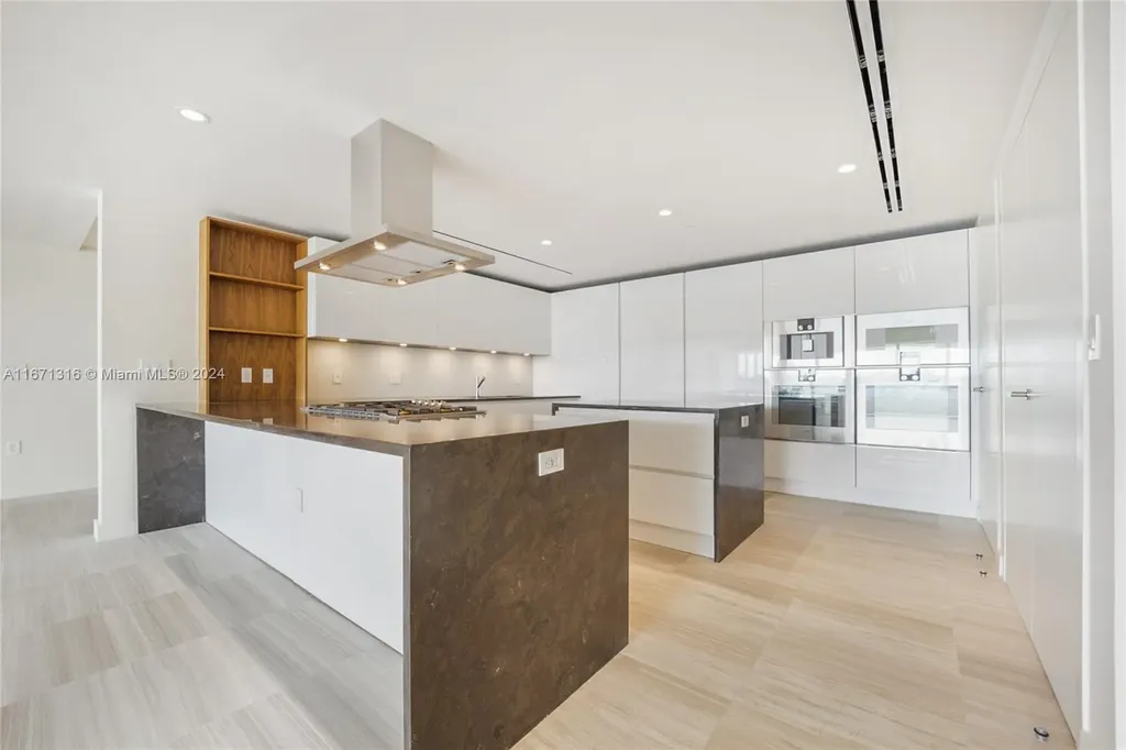 4701 N Meridian Avenue Miami Beach FL 33140