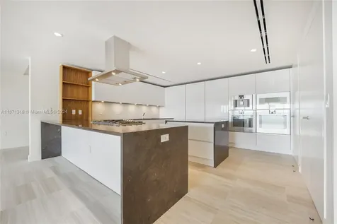 4701 N Meridian Avenue Miami Beach FL 33140