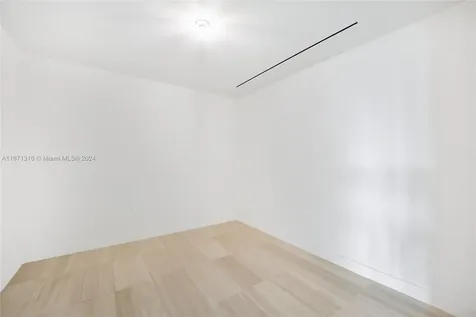 4701 N Meridian Avenue Miami Beach FL 33140