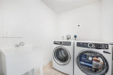 4701 N Meridian Avenue Miami Beach FL 33140