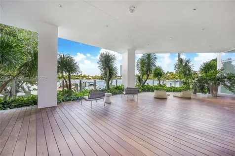 4701 N Meridian Avenue Miami Beach FL 33140