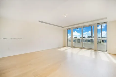 4701 N Meridian Avenue Miami Beach FL 33140