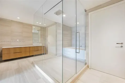 4701 N Meridian Avenue Miami Beach FL 33140
