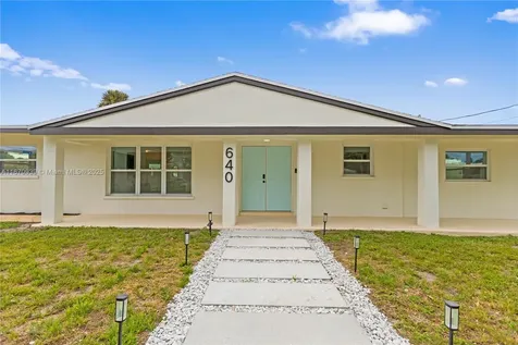 640 SE 5th Court Pompano Beach FL 33060
