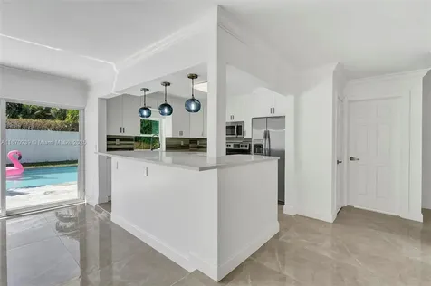 640 SE 5th Court Pompano Beach FL 33060