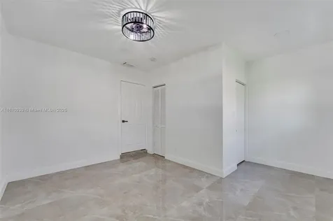 640 SE 5th Court Pompano Beach FL 33060