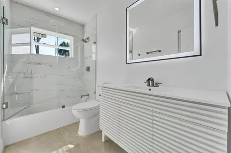 640 SE 5th Court Pompano Beach FL 33060