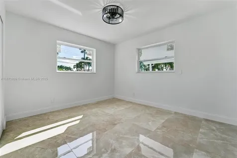 640 SE 5th Court Pompano Beach FL 33060