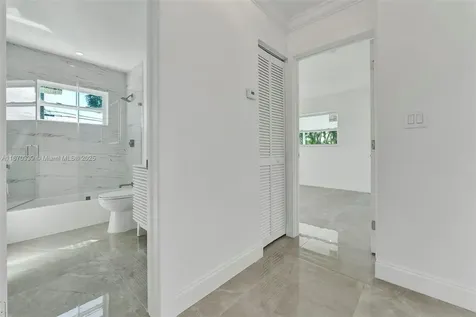 640 SE 5th Court Pompano Beach FL 33060