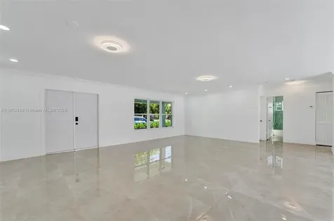 640 SE 5th Court Pompano Beach FL 33060