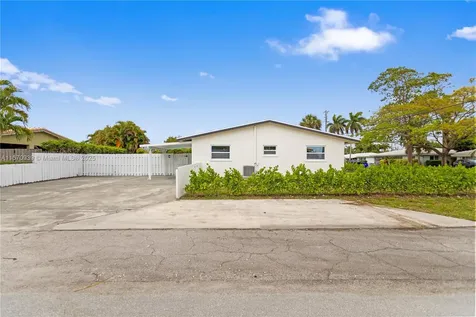 640 SE 5th Court Pompano Beach FL 33060