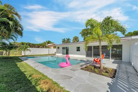 640 SE 5th Court Pompano Beach FL 33060