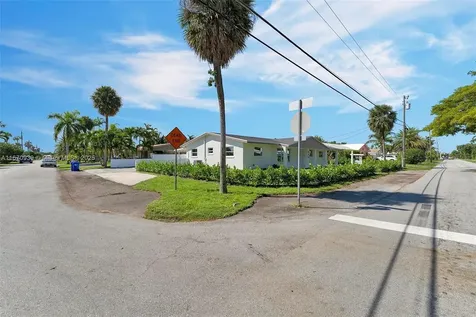 640 SE 5th Court Pompano Beach FL 33060