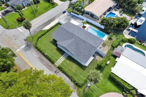 640 SE 5th Court Pompano Beach FL 33060