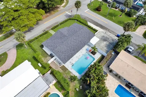 640 SE 5th Court Pompano Beach FL 33060