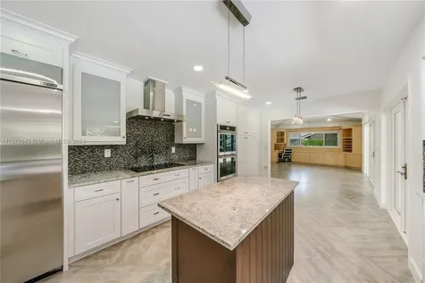 15830 SW 82nd Avenue Palmetto Bay FL 33157
