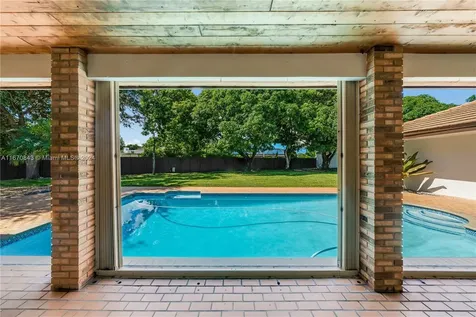 15830 SW 82nd Avenue Palmetto Bay FL 33157