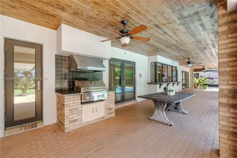 15830 SW 82nd Avenue Palmetto Bay FL 33157