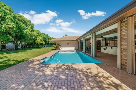 15830 SW 82nd Avenue Palmetto Bay FL 33157