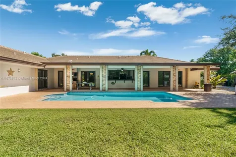 15830 SW 82nd Avenue Palmetto Bay FL 33157