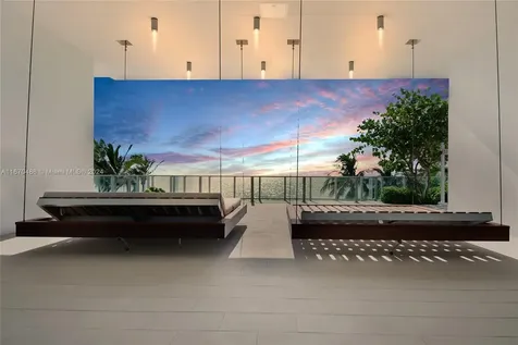 6901 Collins Avenue Miami Beach FL 33141
