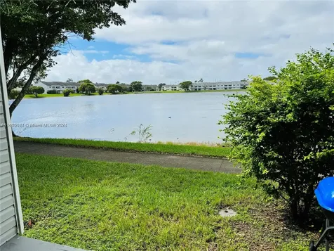 3473 NW 44th Street Oakland Park FL 33309