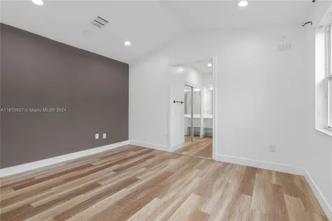 1557 SE 20th Terrace Homestead FL 33035