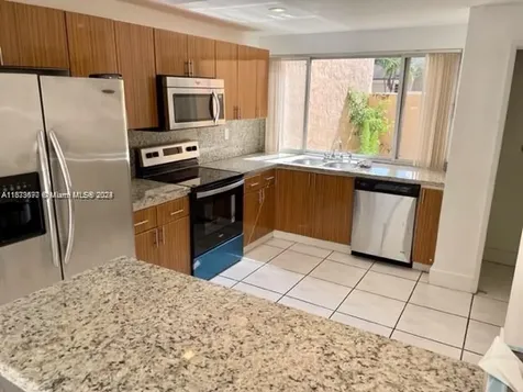 9173 Fontainebleau Boulevard Miami FL 33172