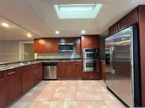 5013 SW 90th Terrace Cooper City FL 33328