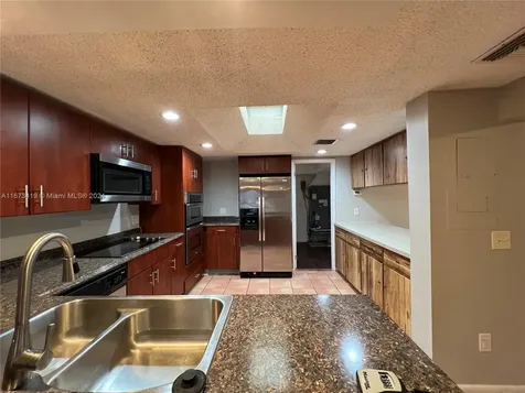 5013 SW 90th Terrace Cooper City FL 33328