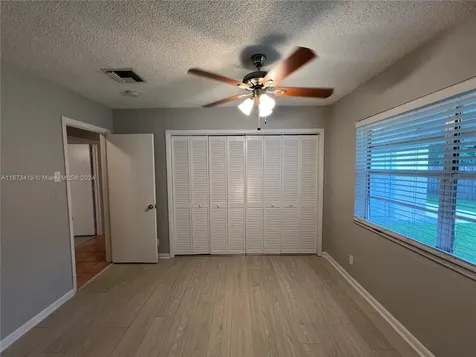 5013 SW 90th Terrace Cooper City FL 33328