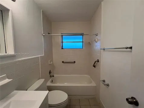 5013 SW 90th Terrace Cooper City FL 33328